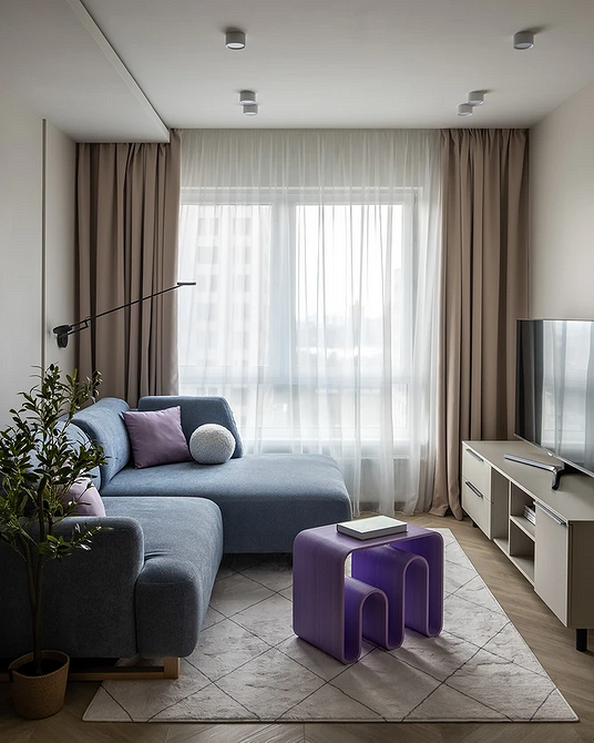 Сучасний дизайн диванів 2026: тенденції оформлення інтер'єру вітальні.