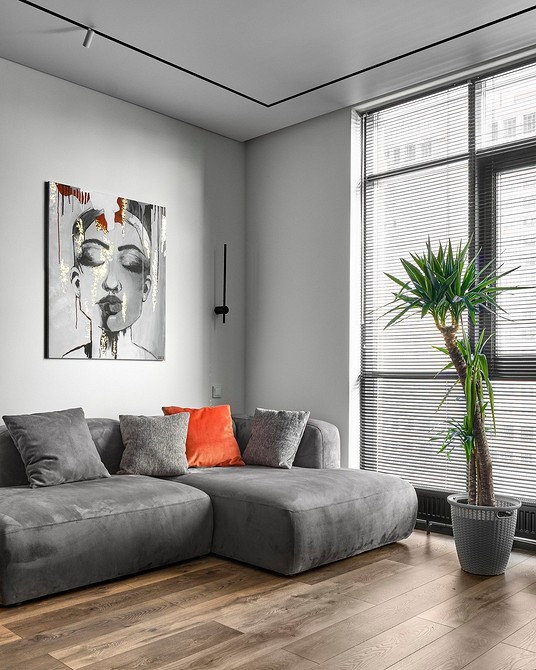 Елегантний велюровий диван у трендових кольорах 2026: розкіш та комфорт вітальні.