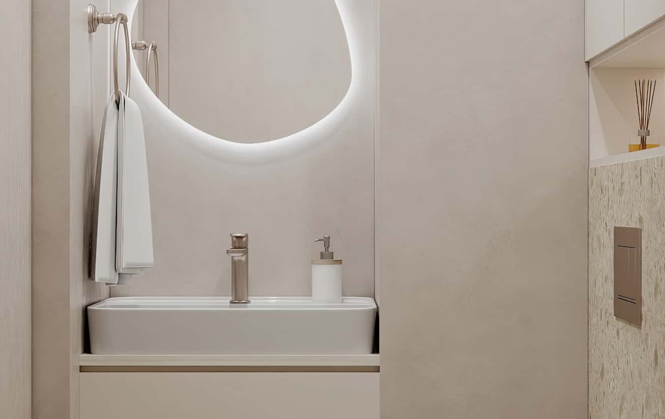 Сучасний дизайн трикімнатної квартири: коридор з шафою-купе та великим дзеркалом.