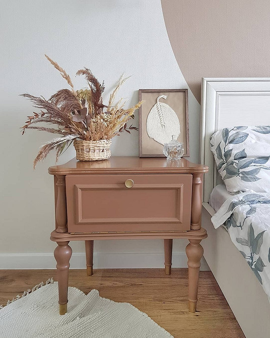 Відновлення старого буфету: створення вінтажного стилю вдома реставрацією меблів