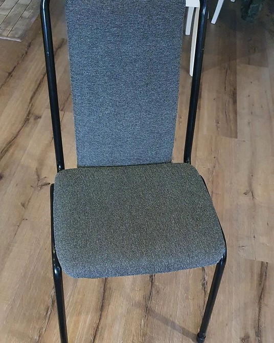 Реставрація дерев'яного стільця: оновлення інтер'єру своїми руками, переробка меблів.