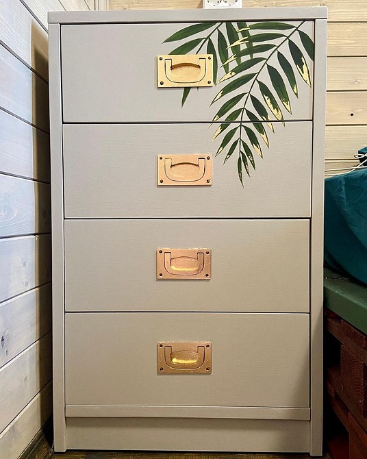 Оновлення ліжка: переробка меблів для спальні з використанням DIY технік в 2026.