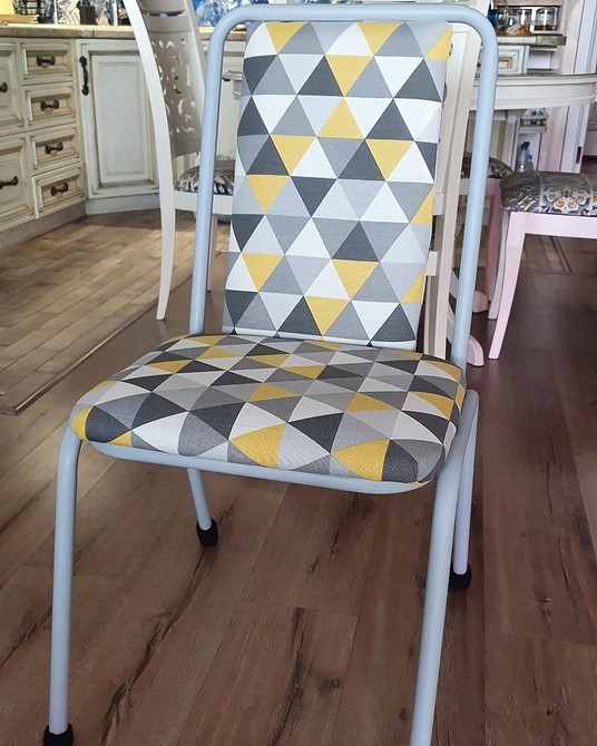 Реставрація столу: приклад переробки меблів та оновлення інтер'єру.