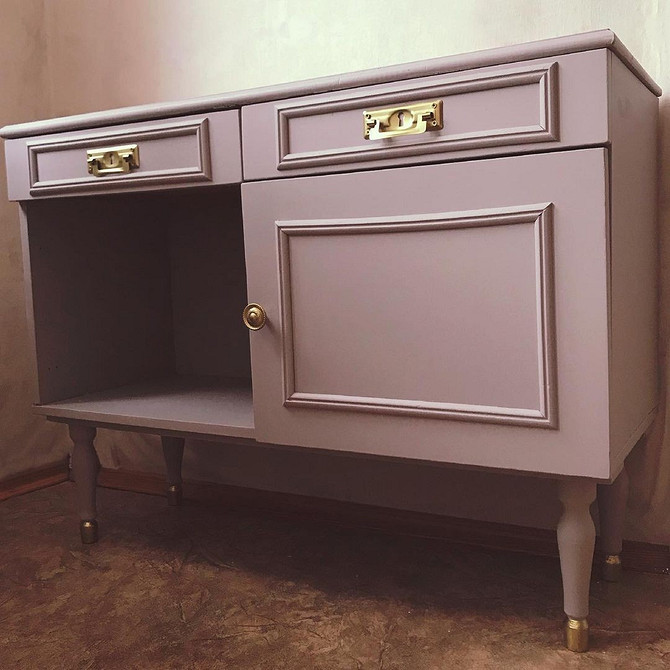 Приклад оновлення комоду: реставрація меблів своїми руками, вигляд до та після.