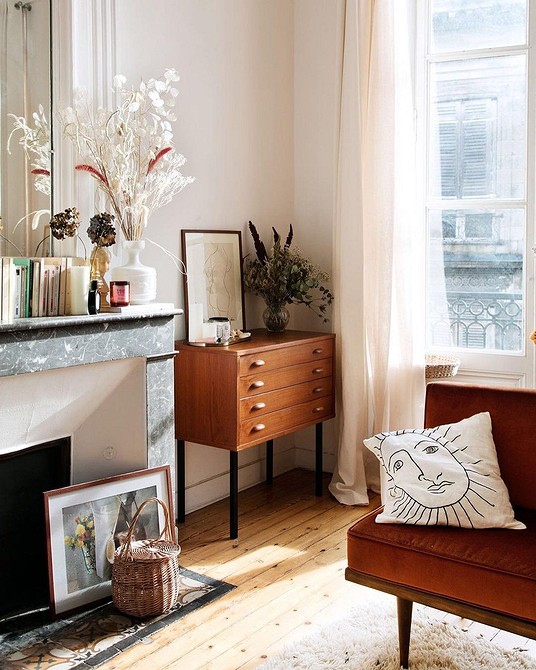 Онлайн барахолка Вигідні покупки: поради з вибору вживаних меблів онлайн та в магазинах.