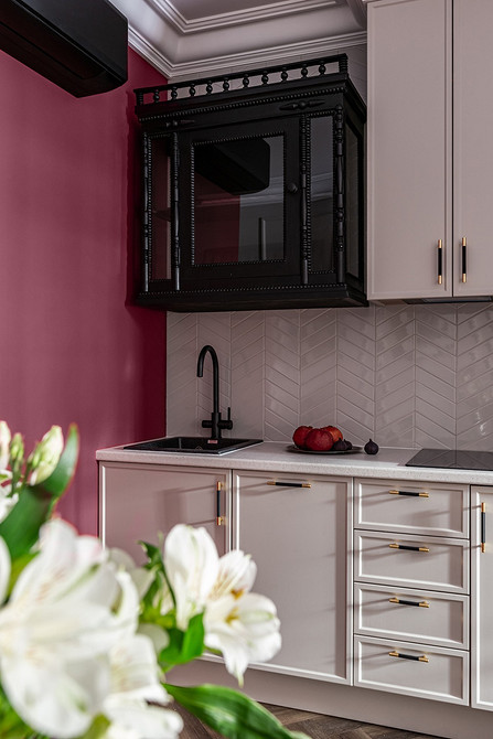 Вінтажна люстра в їдальні: радянський вінтаж у сучасному інтер'єрі 2026.