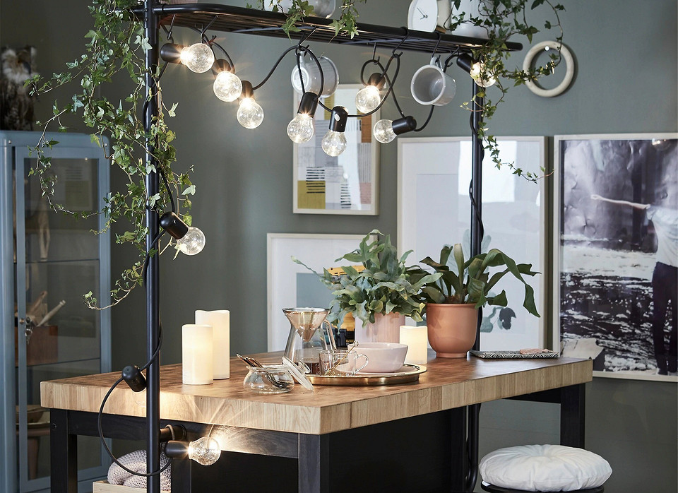 Організація кухні з мобільним острівком IKEA: зручне та практичне рішення для дому.