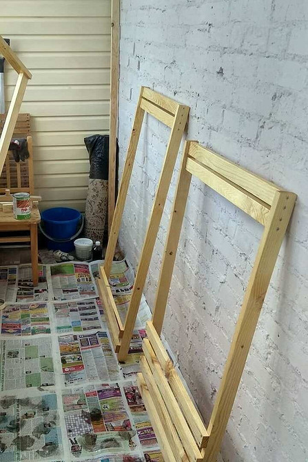 Інструменти для шезлонга своїми руками: дошки, молоток, пила для садових меблів.