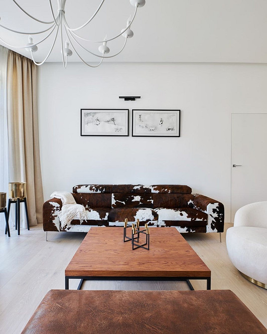 7 вдалих поєднань кольору дивана та стін: поради з дизайну інтер'єру