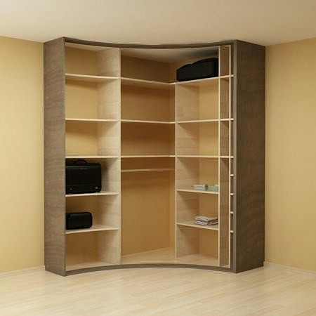 Кольорові акценти Кутова шафа-купе з комбінованими фасадами в спальні: унікальний дизайн 2026.