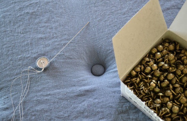 Узголів'я в стилі лофт Стильне узголів'я ліжка в стилі лофт, з дерев'яних палет