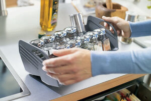 Як створити ергономічну кухню: поради експертів та рішення для зберігання.