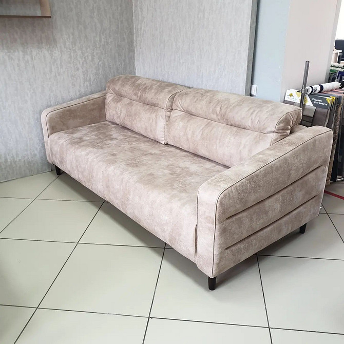 Тренди в дизайні диванів: сучасні рішення та популярні стилі в 2023-2024 роках.