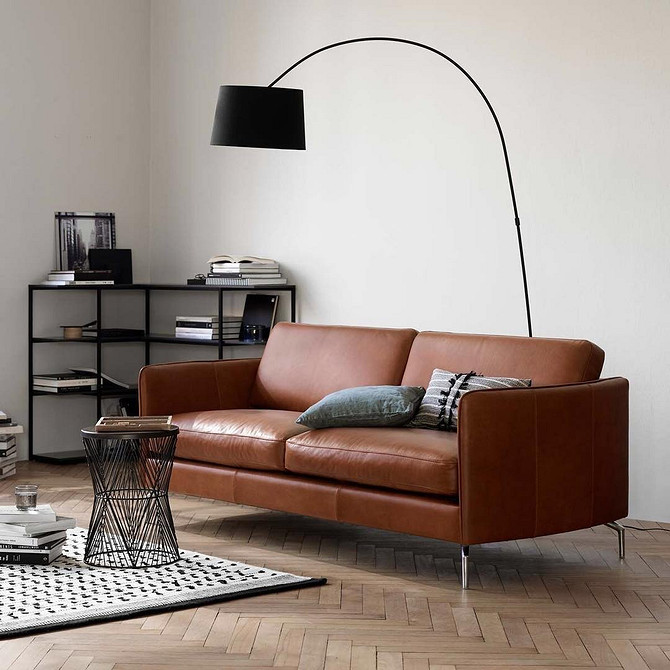 Великий та м'який диван для сімейного відпочинку у вітальні 2026.