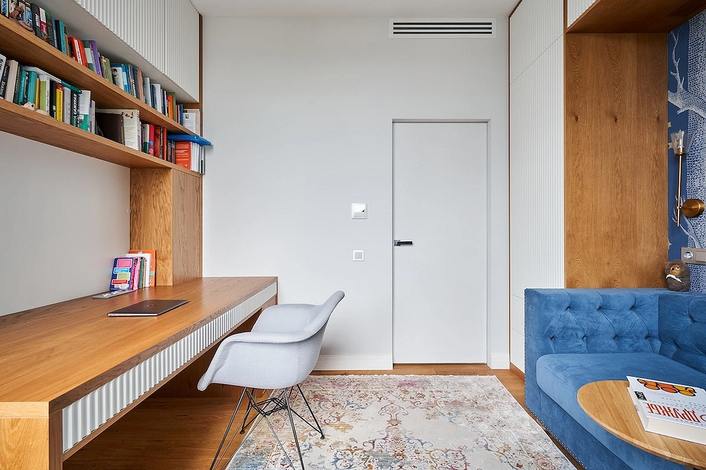 Підтримка для спини Поради щодо вибору комп'ютерного крісла: комфорт та підтримка спини вдома.