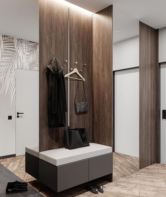 Сучасна шафа в коридор 2026 з підсвіткою для зручності та стилю.