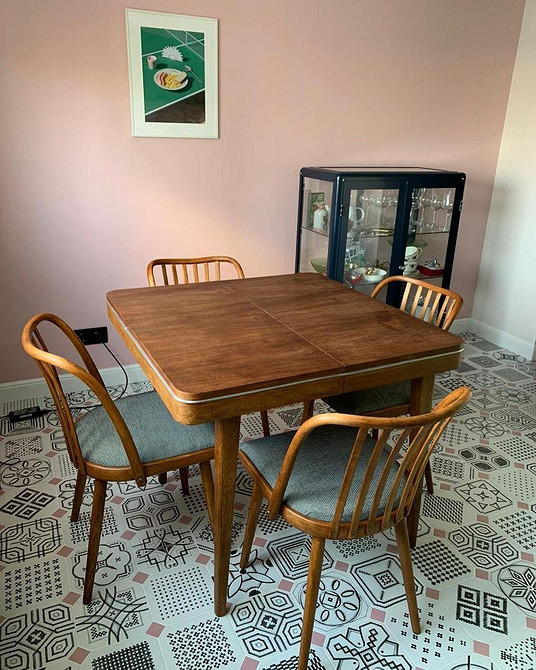 Реставрація стільців: поради Реставрація антикварних стільців: критерії вибору та поради від експертів з дизайну.