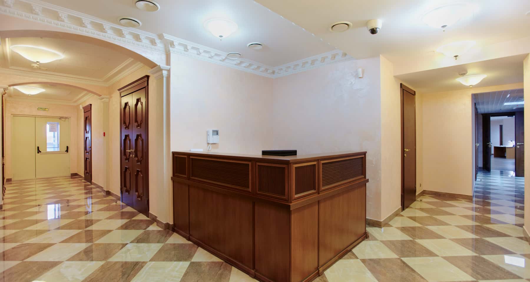 Освітлення в стилі ампір в дизайні офісу 2026, класичний стиль, дорогі матеріали.