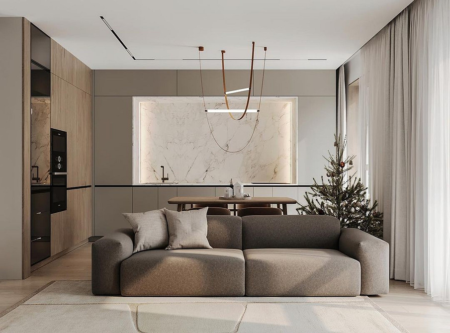 Велюровий коричневий диван з яскравими подушками в кухні в стилі бохо