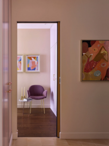 Крісло мрії: як обрати ідеальне для затишку та стилю вашого дому — Крісло в інтер'єрі