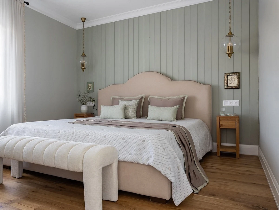 Затишна кровать полуторна для маленької спальні, дизайн 2026 з приліжковими тумбочками