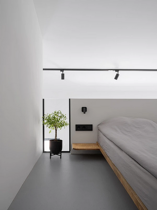 Ліжко 2026: Мінімалізм Мінімалістичне ліжко 2026 з м'яким узголів'ям в сучасній спальні: дизайн.