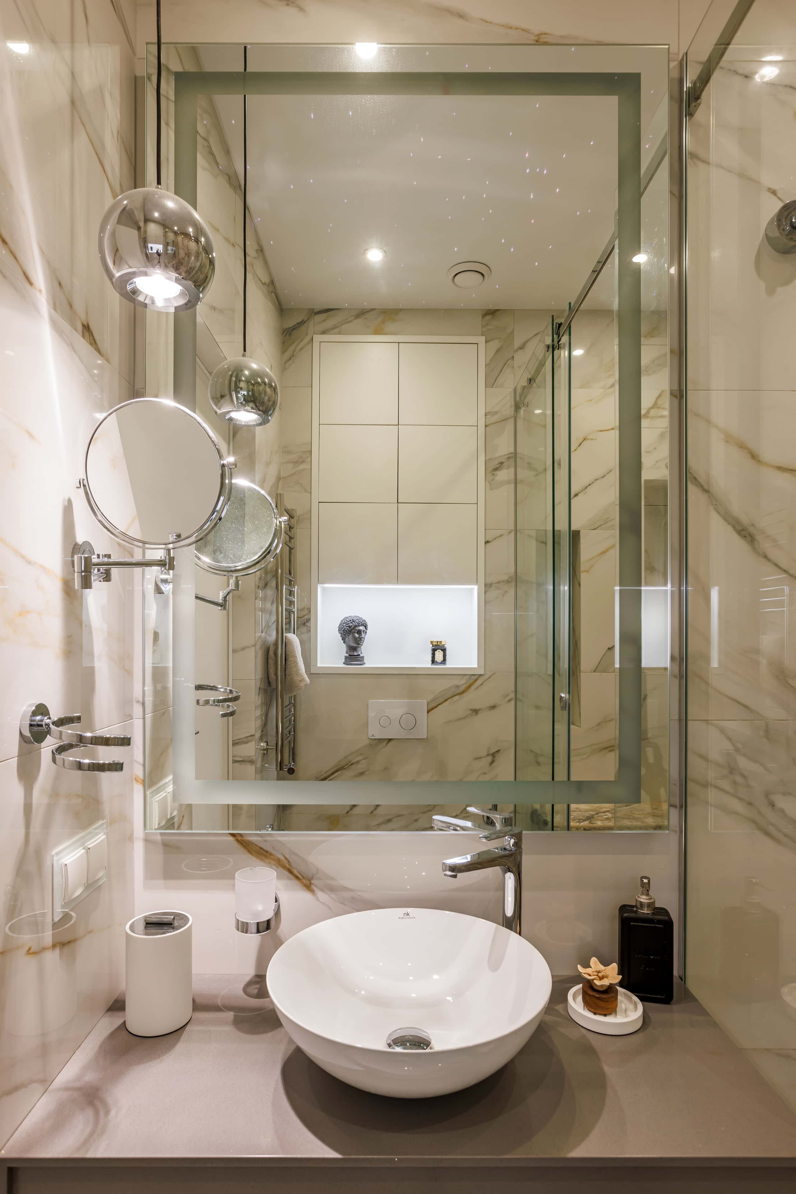 Дизайн спальні: стильний інтер'єр після ремонту квартири з сучасними меблями.