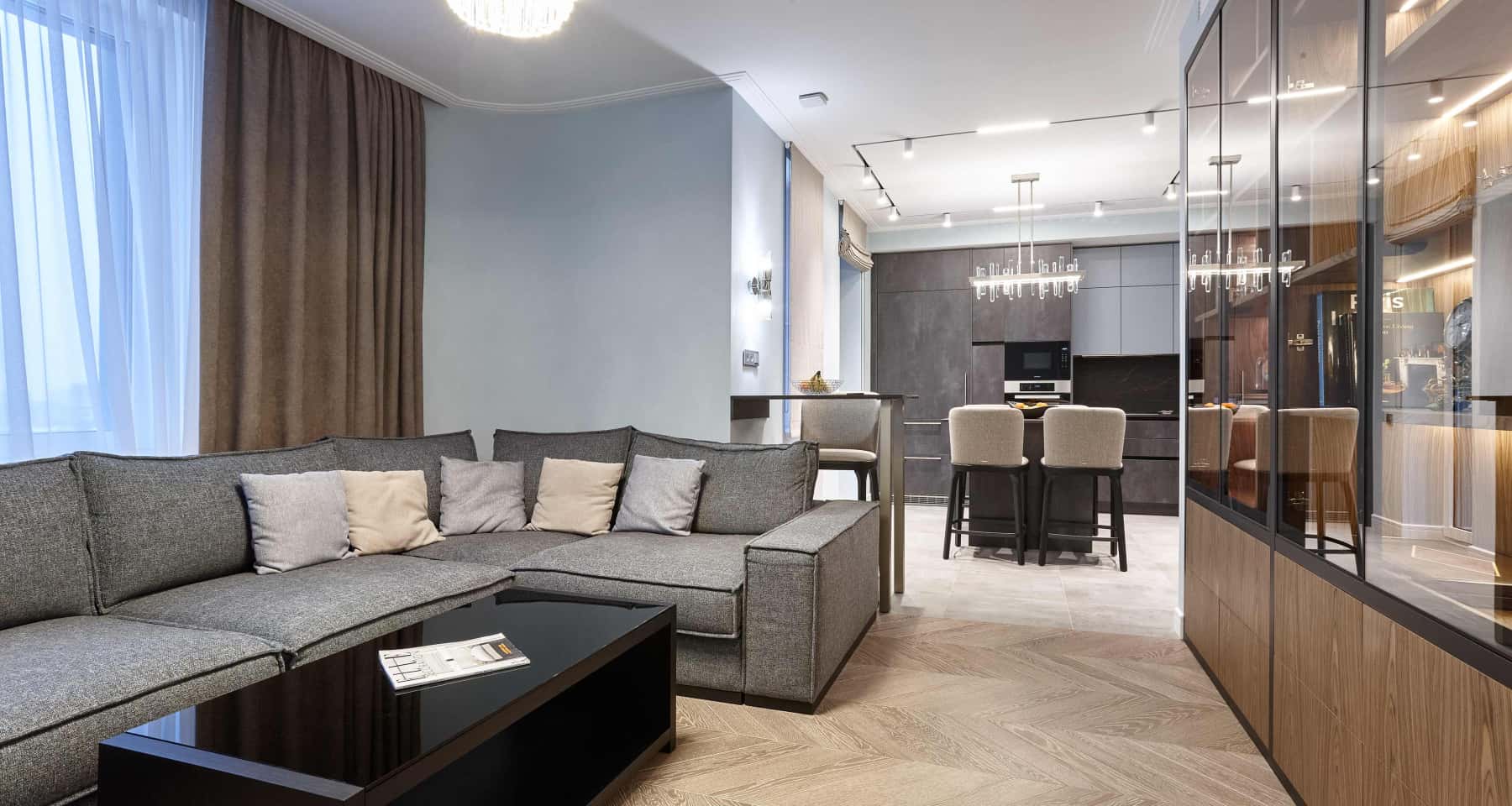 Ремонт спальні: сучасний дизайн з акцентом на освітлення та декор, інтер'єрні рішення квартири