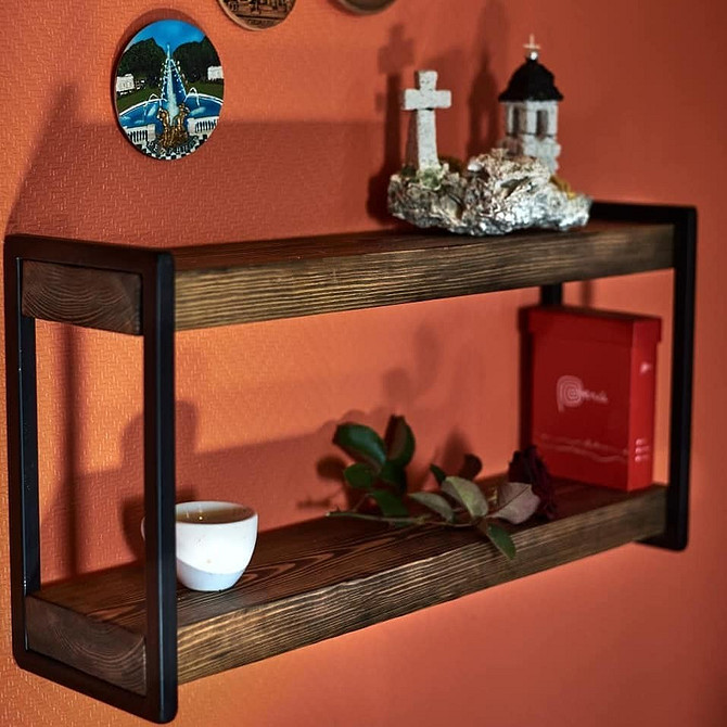 Прості у виготовленні полиці на балкон своїми руками для невеликого балкону у 2026 році.