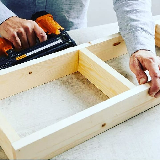 Полиці для міні-квартири Прості саморобні полиці на балконі: ідеальне рішення для маленької квартири.