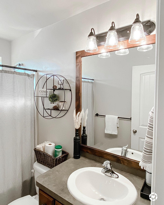 Полиці в інтер'єрі Полиці в інтер'єрі: різноманітні види, функціонал, практичні варіанти застосування та стильні фото-ідеї.