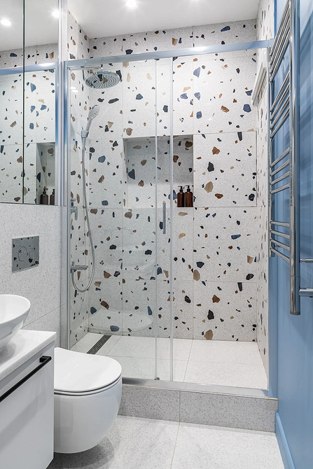 Функціональні полиці у ванній Різноманітні полиці у ванній: функціональність, варіанти застосування в домі для зберігання.