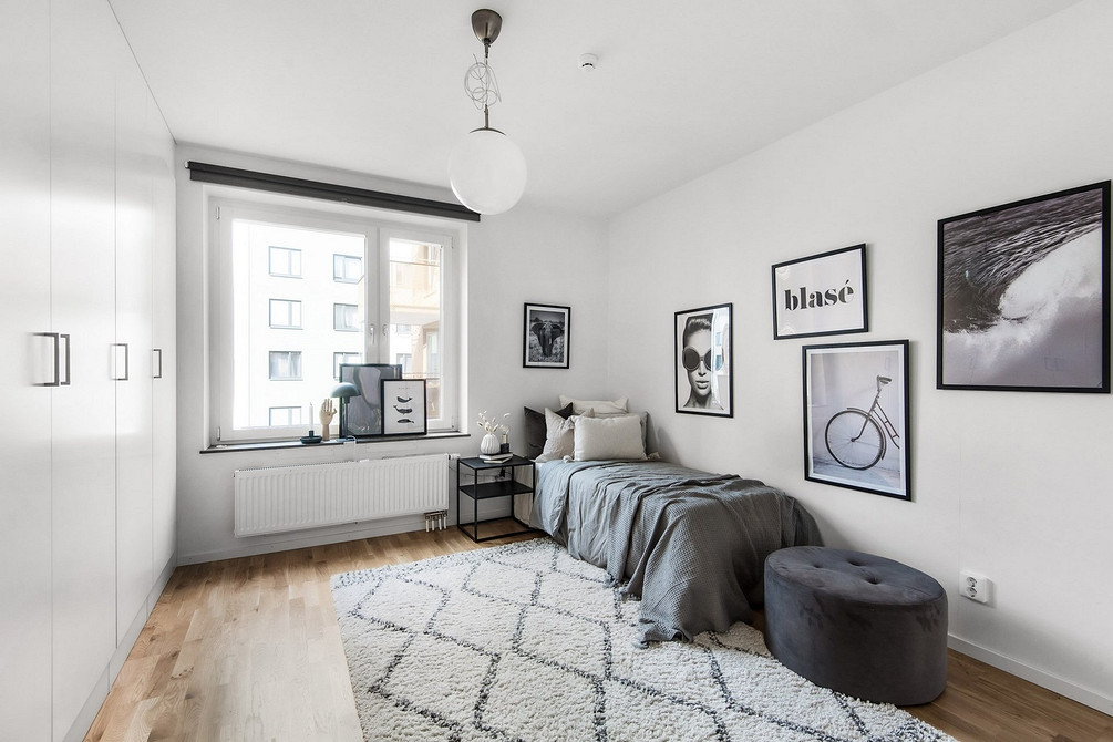 Інтер'єр з сірими меблями: елегантний диван в скандинавському стилі 2026