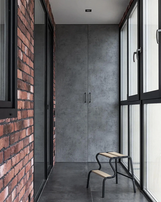 Варіанти дизайну шафи на балконі: вибираємо оптимальний стиль та матеріали.