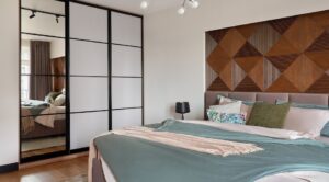 Шафа-купе 2026: як створити затишок та порядок у спальні — Шафа-купе в спальню