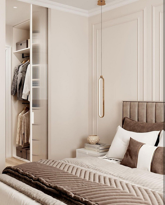 Шафа-купе з темного дерева: елегантний акцент в класичній спальні 2026.