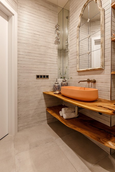 Захист від вологи 2026 Сучасна дерев'яна стільниця в кухні з захистом від вологи