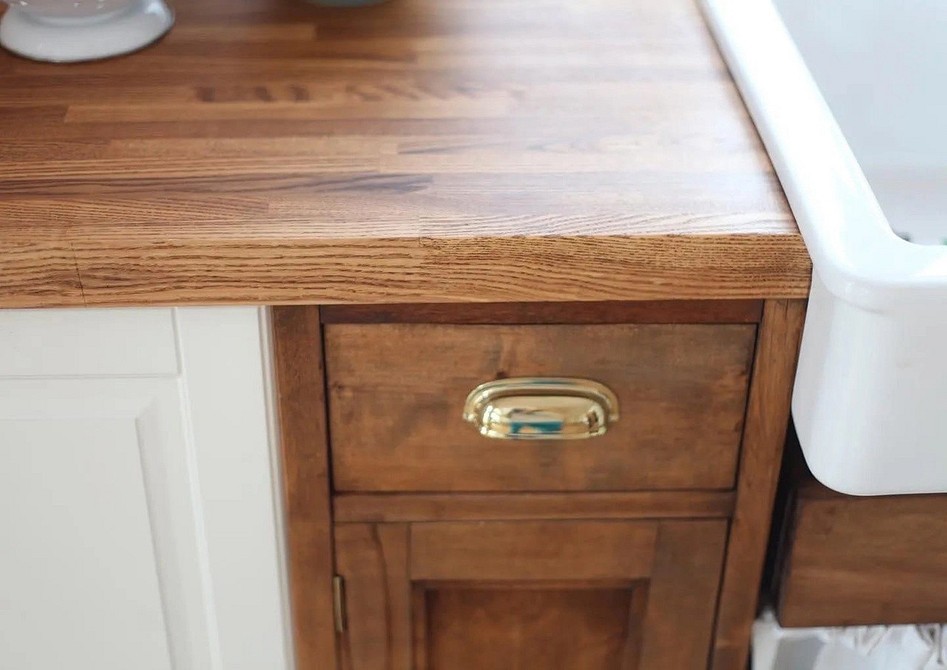 Елегантний інтер'єр Стильна дерев'яна стільниця: додайте елегантності вашому інтер'єру