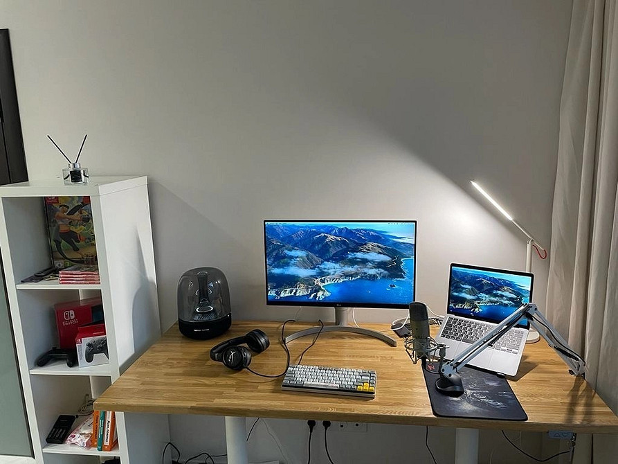 Дубова стільниця у ванній: поєднання натуральності та сучасності в дизайні інтер'єру.