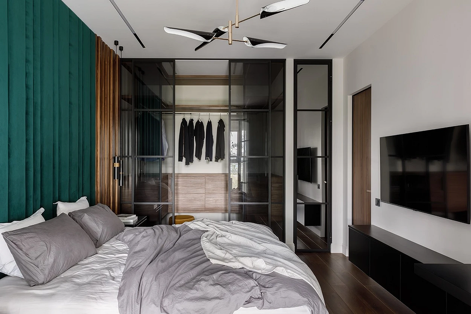 Оригінальні альтернативи шафі-купе: комод та дзеркало в спальні, організація простору