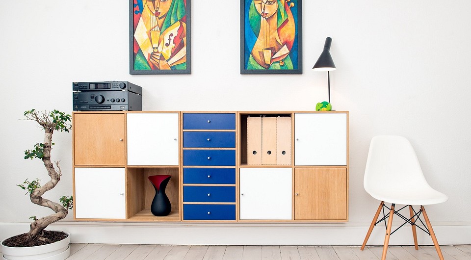 Процес реставрації меблів своїми руками: як правильно підготувати поверхню до фарбування