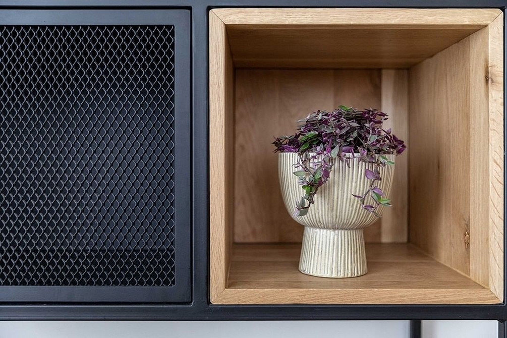 Тумба під телевізор в стилі лофт з дерева та металу для сучасного інтер'єру.