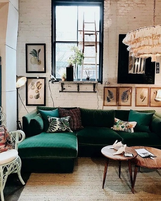 Дизайн вітальні з зеленим диваном: сучасні ідеї та тенденції 2026 року