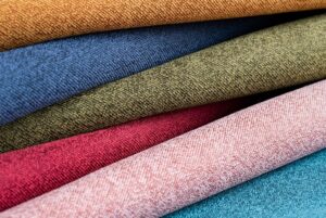 Тканина дивану: Комфорт та стиль вашої оселі на довгі роки